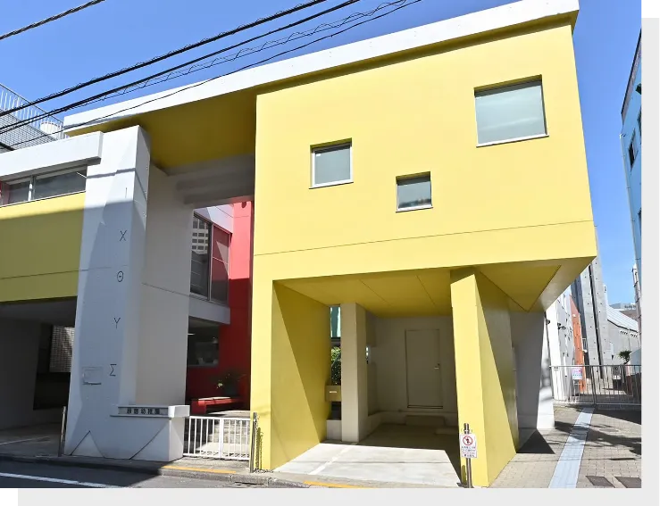 園舎正面